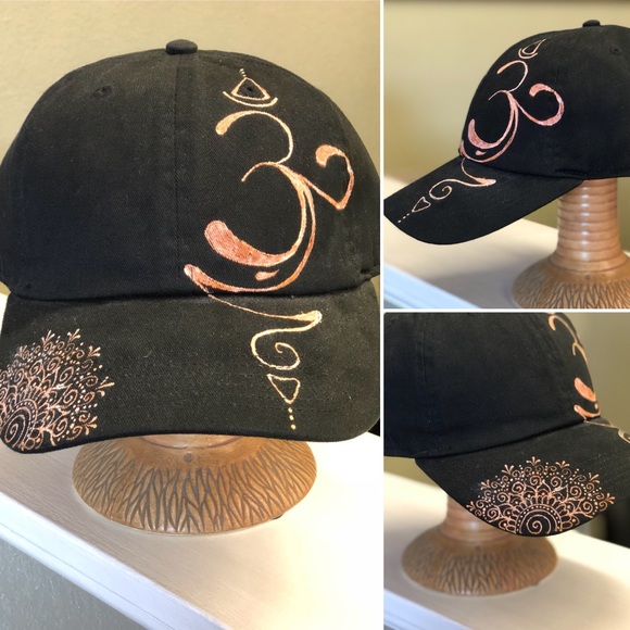 hat - Picture 1 of 1